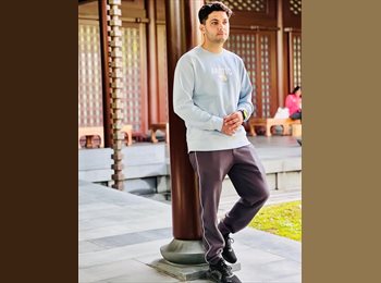 Roomgo HK - Muhammad luqmaan - 22 - Kowloon Bay