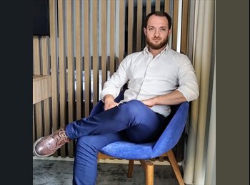 Roomgo HK - Alexandru - 34 - Wan Chai