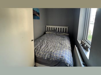 Roomgo IE - Studio, Dublin - €900 pcm
