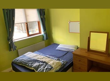 Roomgo IE - Room to rent for 4 months, Ireland - €450 pcm
