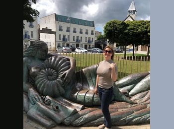 Roomgo IE - Monica - 50 - Dublin