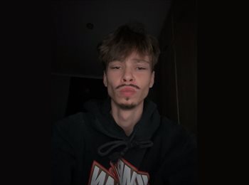 Roomgo IE - Artemy - 20 - Dublin