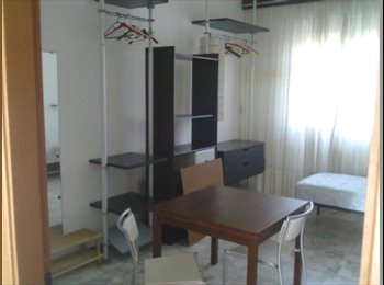 Roomgo IT - AMPIA CAMERA SINGOLA IN ZONA SERVITISSIMA, San Donato Milanese - 500 € al mese