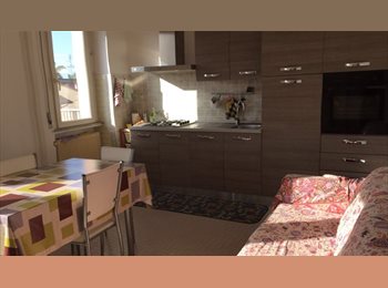 Roomgo IT - Appartamento via Tripoli 34 zona Foro Boario, Forlì - 220 € al mese