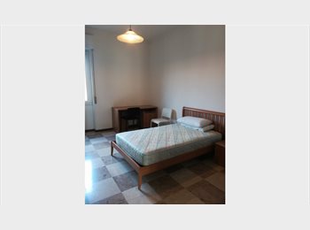 Roomgo IT - affittasi 1 stanza in quartiere Crocifissa di Rosa/Ospedale, Brescia - 420 € al mese