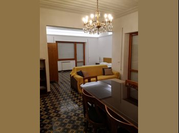 Roomgo IT - grande camera con zona pranzo e salotto, Aurelio-Boccea - 550 € al mese