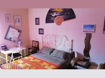 Roomgo IT - From the 1st of July 2025 - Nice room available close to University area, Bologna - 550 € al mese