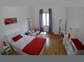 Roomgo IT - Rooms for Summer 2026 ONLY!!, Firenze - 540 € al mese
