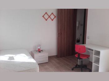 Roomgo IT - STANZA DOPPIA USO SINGOLO, Firenze - 600 € al mese
