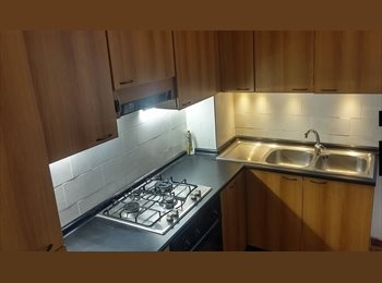 Roomgo IT - Stanze Ristrutturate adiacenti Politecnico Stellantis, Beinasco - 450 € al mese