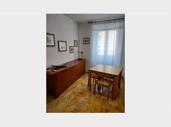 Roomgo IT - Metro San Paolo Basilica, Marconi-Ostiense - 750 € al mese