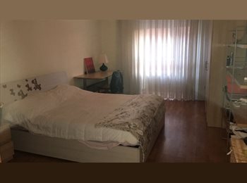 Roomgo IT - CAMERA 650 EURO + SPESE DISPONIBILE DA 1 APRILE, Prati Fiscali-Nuovo Salario - 650 € al mese