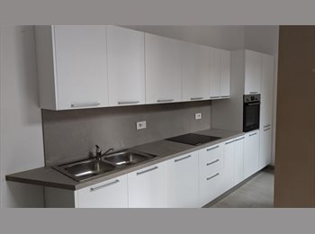 Roomgo IT - stanza doppia, Pta Romana - Forlanini - Lodi - 750 € al mese