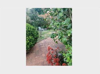 Roomgo IT - Mondello Sicilia Affitto transitorio Camera indipendente in Appartanvilla, Isola delle Femmine - 1.000 € al mese