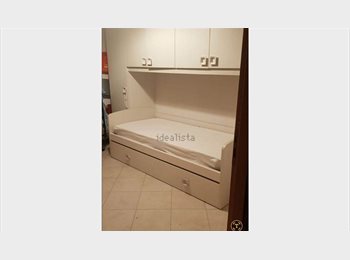 Roomgo IT - Stanza singola zona Bocconi, Milano - 500 € al mese