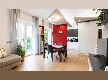 Roomgo IT - Affitto stanza singola di circa 12 mq in appartamento moderno e ristrutturato, situato in Via Conte , Castiglione Olona - 400 € al mese