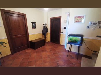 Roomgo IT - Camera in affitto per brevi periodi, Lapio - 250 € al mese