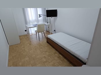 Roomgo IT - Stanza singola con bagno privato, Padova - 500 € al mese