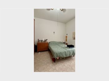 Roomgo IT - AMPIA STANZA ZONA GIARDINETTI\TORVERGATA, Don Bosco-Cinecitta' - 390 € al mese