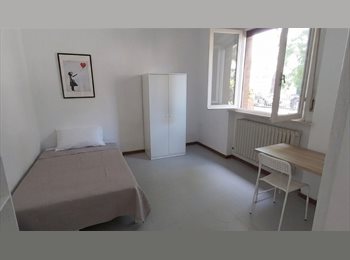 Roomgo IT - CAMERE ARREDATE X STUDENTI, Forlì - 350 € al mese