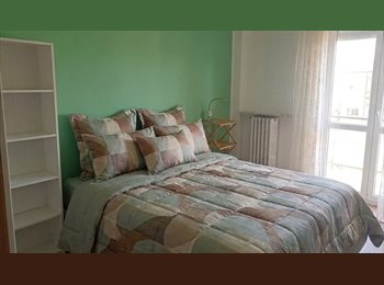 Roomgo IT - Stanza doppia uso singolo, Bovisio-Masciago - 500 € al mese