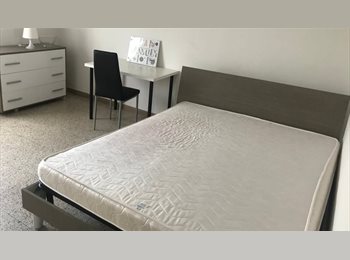 Roomgo IT - CAMERE IN AFFITTO – COLLEMARINO / TORRETTE (ANCONA), Falconara Marittima - 250 € al mese