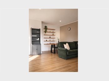 Roomgo IT - CAMERA DISPONIBILE DA SUBITO IN NUOVO APPARTAMENTO A PESCHIERA DEL GARDA, Peschiera del Garda - 650 € al mese
