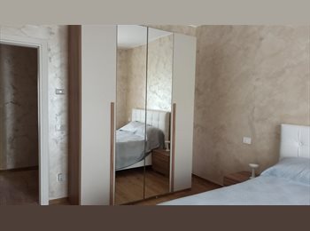 Roomgo IT - Stanza con bagno, Cicciano - 900 € al mese