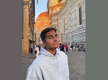 Roomgo IT - Giovanni - 24 - Roma Centro