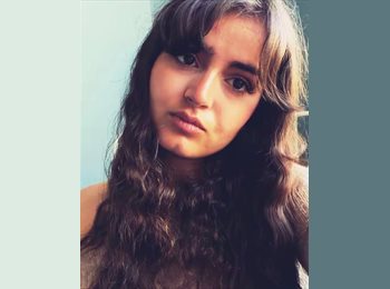 Roomgo IT - Elisabetta  - 19 - Pisa