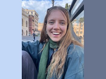 Roomgo IT - Anna - 20 - Rimini