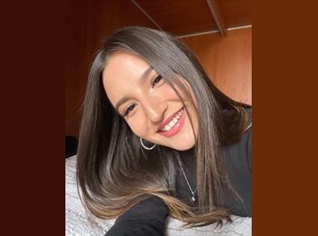 Roomgo IT - Miriana  - 21 - Pistoia