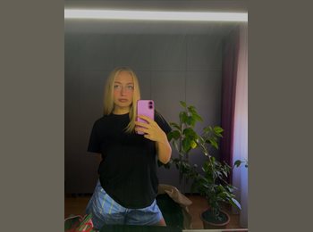 Roomgo IT - Korina - 24 - Varese
