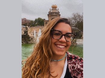 Roomgo IT - Elena Marchetti - 24 - Edolo