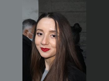 Roomgo IT - Giulia - 24 - Milano Centro