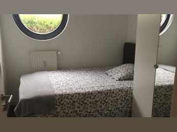 Appartager LU - Chambre luxe  meublée dans un appartement au red chaussée a louer a Bertrange, Capellen - 790 € / Mois