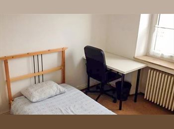 Appartager LU - Cosy Bedroom In Limpertsberg (#LBOS096.21), Luxembourg - 860 € / Mois