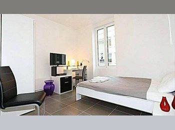 Appartager LU - Chambre en location en appartement 12 Fort Bourbon, Luxembourg, Luxembourg - 850 € / Mois