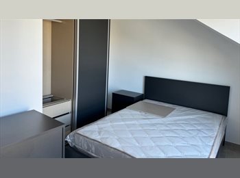 Appartager LU - Room in coliving résidence „Dante“ - 13 rooms - private bathroom - Wi-fi high débit - Garden / Terra, Esch-sur-Alzette - 1.470 € / Mois