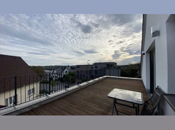 Appartager LU - Studio avec grande terrasse privative à 5min de la Cloche d'Or, Luxembourg Ville - 1.800 € / Mois