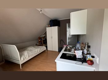Appartager LU - INDEPENDANT ROOM  NEAR CLOCHE D'OR/HOWALD, Luxembourg Ville - 1.200 € / Mois