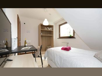 Appartager LU - Chambre meublé en superbe résidence partagée avec jardin proche du centre de Luxembourg, Luxembourg Ville - 890 € / Mois