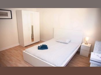 Appartager LU - Chambre meublé au coeur du quartier attractif de Kirchberg, Luxembourg - 1.150 € / Mois