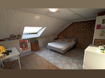 Appartager LU - Large furnished room for rent in Kirchberg, Luxembourg – Available from 1st August, Luxembourg - 1.150 € / Mois