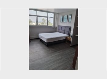 Roomgo MX - Cd. Satélite - Habitación con baño  -- propia ejecutivos, Naucalpan - MX$6,000 por mes
