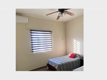 Roomgo MX - CUARTO  - RESID. LOS ENCINOS frente a lienzo charro, Saltillo - MX$3,000 por mes