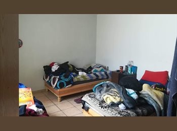 Roomgo MX - Cuarto disponible, Saltillo - MX$3,500 por mes