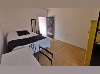 Roomgo MX - Habitación 4 en Casa huitzilin, Zapopan - MX$5,750 por mes