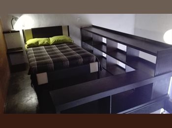 Roomgo MX - Habitación Beatriz disponible en Casa Guadalupe - Residencia para estudiantes, Guadalajara - MX$6,300 por mes