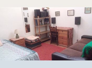 Roomgo MX - Recibimos huésped, habitación linda, enorme y amueblada, servicios incluidos, Miguel Hidalgo - MX$6,900 por mes